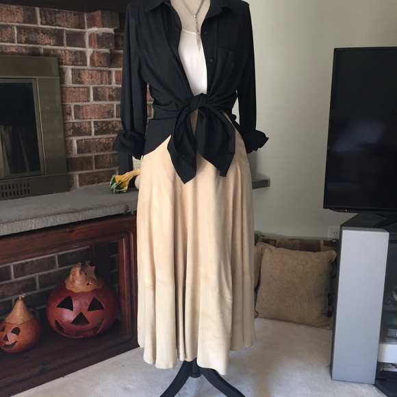 Vintage Suede Skirt SZ 10 Made in FINLAND - Picture 1 of 8